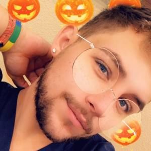 Meet your Posher, Gary